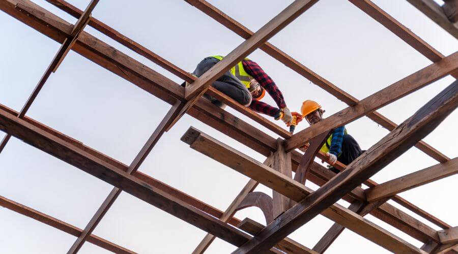 Professional metal roof installation in Hudson, IL